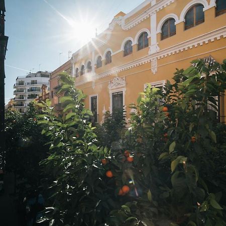 Apartamentos Abreu Suites Sevilla Buitenkant foto