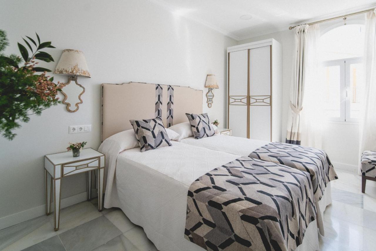 Apartamentos Abreu Suites Sevilla Buitenkant foto