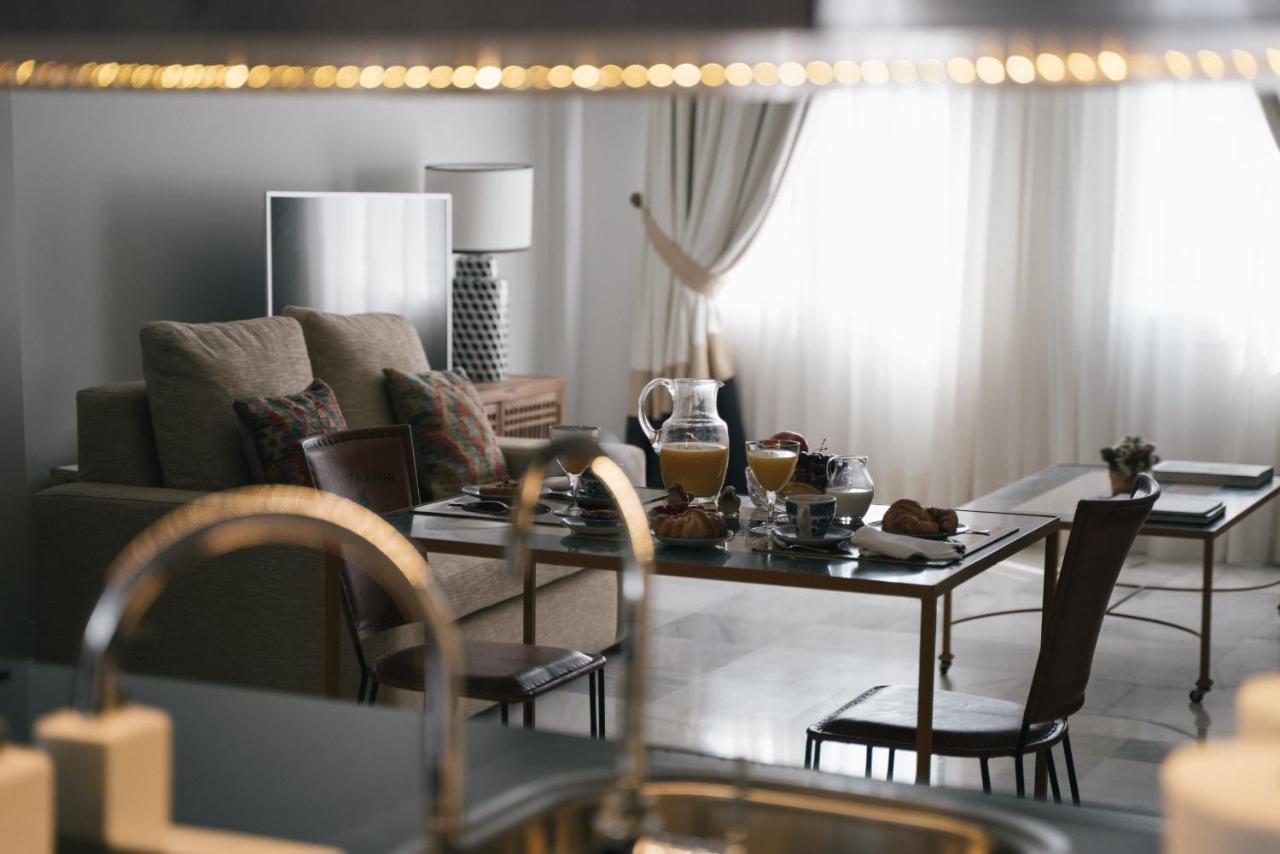 Apartamentos Abreu Suites Sevilla Buitenkant foto