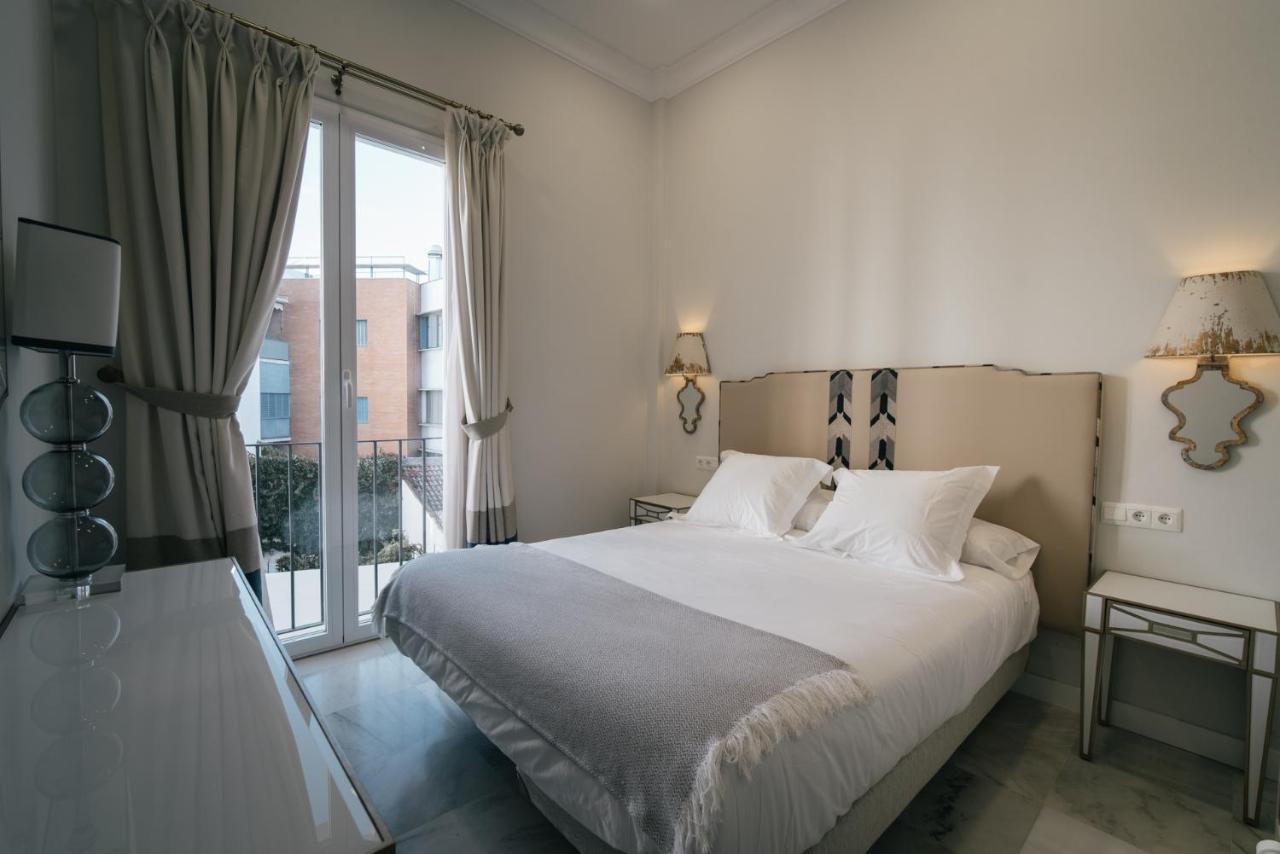Apartamentos Abreu Suites Sevilla Buitenkant foto